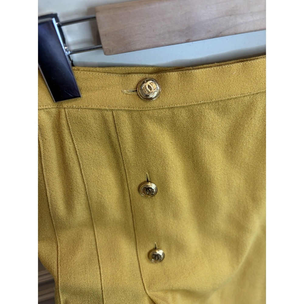 Chanel Vintage Mustard Yellow Pleated Midi Skirt Wool Logo Buttons 26 Classic - Picture 3 of 8